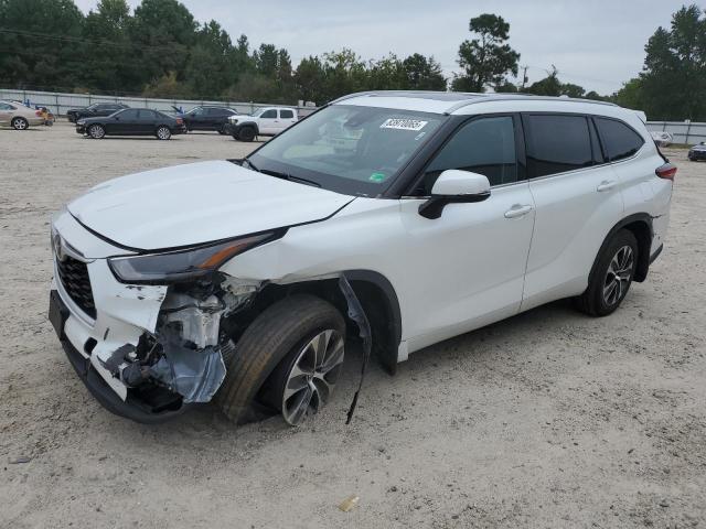2022 TOYOTA HIGHLANDER XLE, 