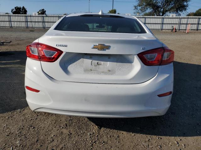 1G1BE5SM2K7146877 - 2019 CHEVROLET CRUZE LT Beyaz fotoğraf 6