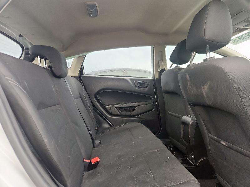 3FADP4EJ3HM129306 - 2017 FORD FIESTA SE WHITE photo 11