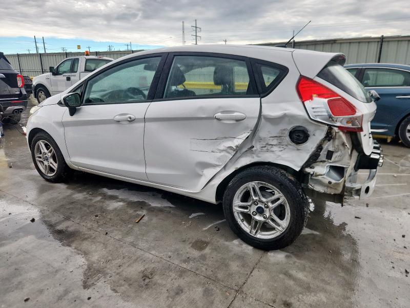 3FADP4EJ3HM129306 - 2017 FORD FIESTA SE WHITE photo 2