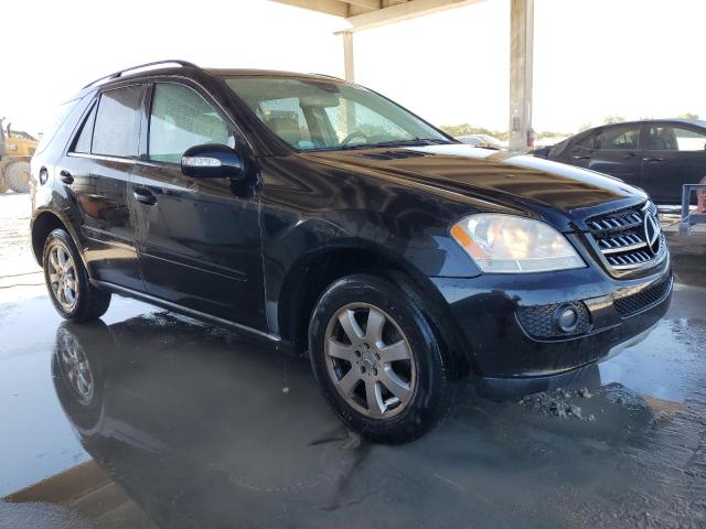 4JGBB22E97A224942 - 2007 MERCEDES-BENZ ML 320 CDI BLACK photo 4