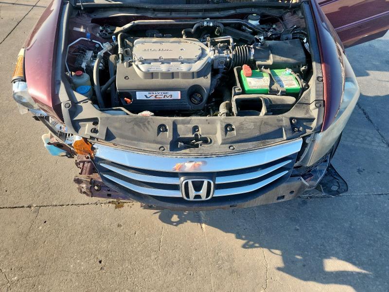 1HGCP3F89CA040195 - 2012 HONDA ACCORD EXL MAROON photo 11