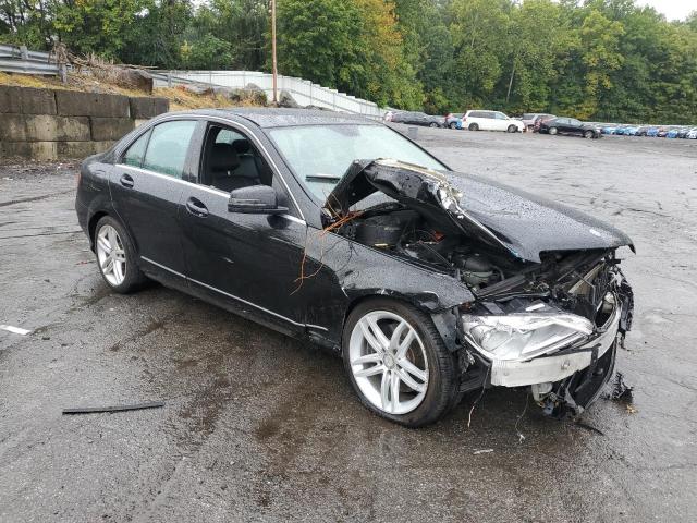 WDDGF8AB7ER305256 - 2014 MERCEDES-BENZ C 300 4MATIC BLACK photo 4