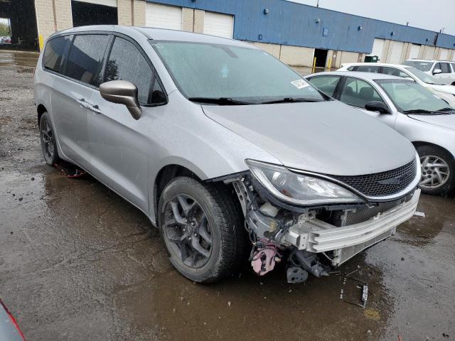 2C4RC1FG6JR227838 - 2018 CHRYSLER PACIFICA TOURING PLUS Արծաթագույն լուսանկար 4