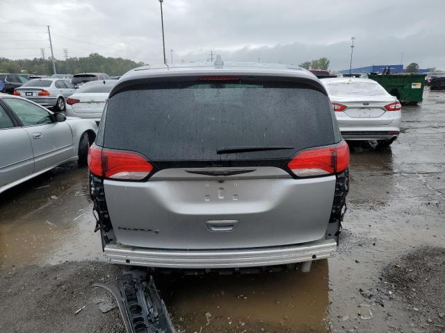 2C4RC1FG6JR227838 - 2018 CHRYSLER PACIFICA TOURING PLUS Արծաթագույն լուսանկար 6