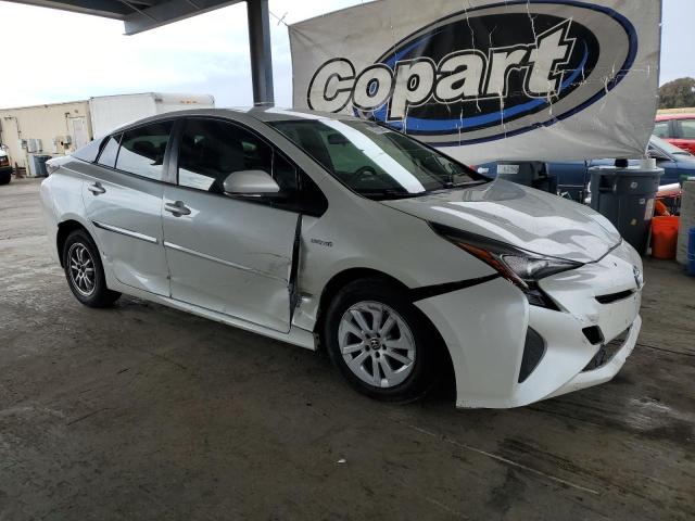JTDKBRFUXG3527120 - 2016 TOYOTA PRIUS 白色 照片 4