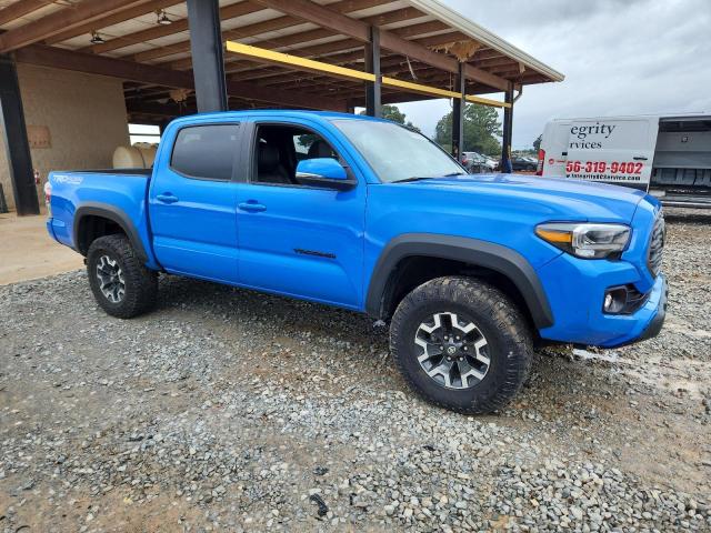 3TMCZ5AN0LM339885 - 2020 TOYOTA TACOMA DOUBLE CAB BLUE photo 4