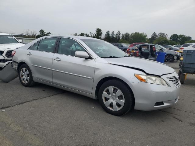 4T4BE46K89R115544 - 2009 TOYOTA CAMRY BASE Srebrny zdjęcie 4