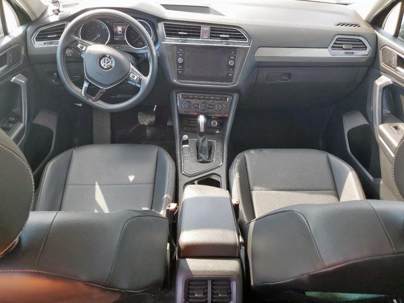 3VV3B7AX0MM011354 - 2021 VOLKSWAGEN TIGUAN SE Серый фото 8