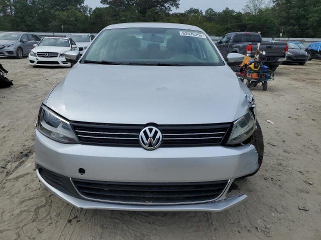 3VWDP7AJ2DM220205 - 2013 VOLKSWAGEN JETTA SE SILVER photo 5