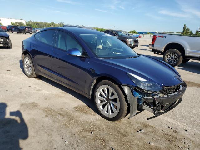 5YJ3E1EA9PF587302 - 2023 TESLA MODEL 3 Niebieski zdjęcie 4