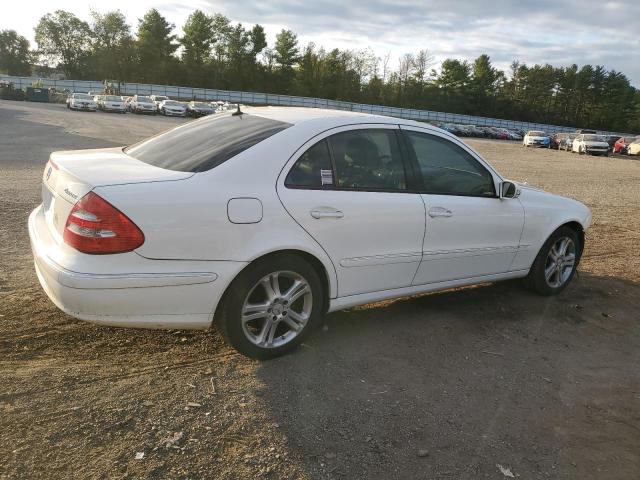 WDBUF87J56X200240 - 2006 MERCEDES-BENZ E 350 4MATIC WHITE photo 3