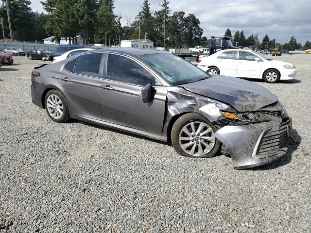 4T1R11AK3PU133229 - 2023 TOYOTA CAMRY LE GRAY photo 4