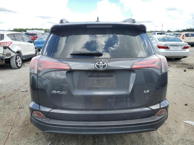 JTMZFREV4HJ108030 - 2017 TOYOTA RAV4 LE ნაცრისფერი ფოტო 6