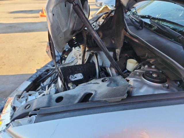 4T4BF1FK3ER412839 - 2014 TOYOTA CAMRY L SILVER photo 11