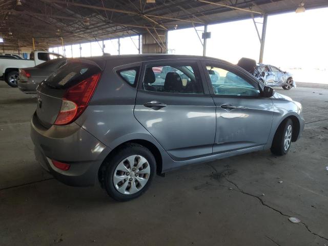 KMHCT5AE3GU284511 - 2016 HYUNDAI ACCENT SE GRAY photo 3