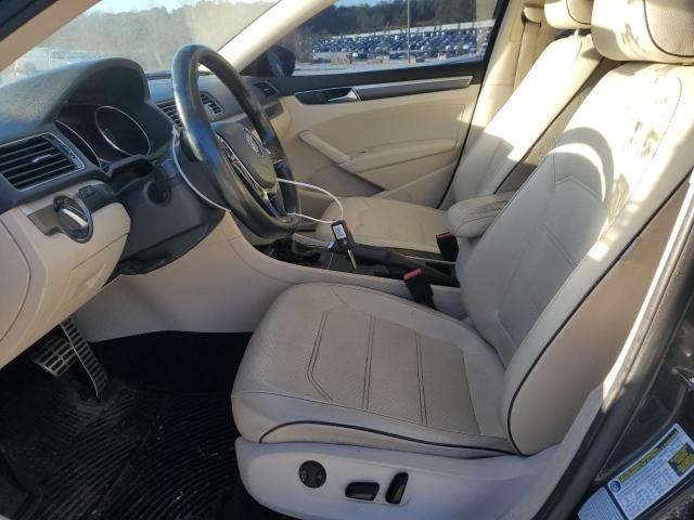 1VWDT7A3XHC063043 - 2017 VOLKSWAGEN PASSAT R-LINE Schwarz Foto 7