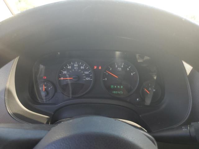 1C4NJCBA4CD504199 - 2012 JEEP COMPASS SPORT Серебристый фото 9