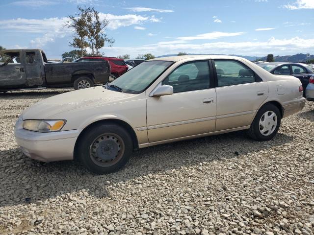 1997 TOYOTA CAMRY LE, 