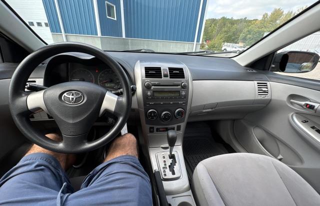 JTDBU4EEXBJ096063 - 2011 TOYOTA COROLLA BASE Blau Foto 9