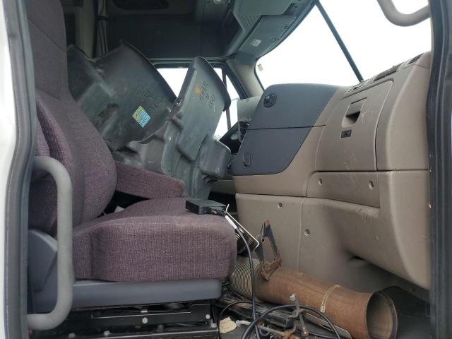 3AKJGLD56FSGD3824 - 2015 FREIGHTLINER CASCADIA 1 Blanco foto 5