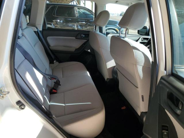 JF2SJAEC0JH604425 - 2018 SUBARU FORESTER 2.5I PREMIUM თეთრი ფოტო 11