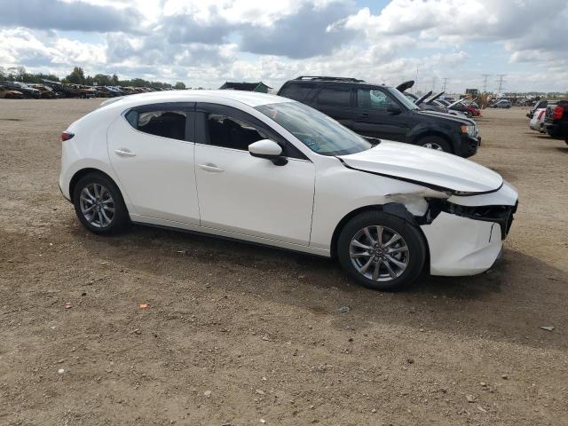 JM1BPAJL5N1502653 - 2022 MAZDA 3 WHITE photo 4