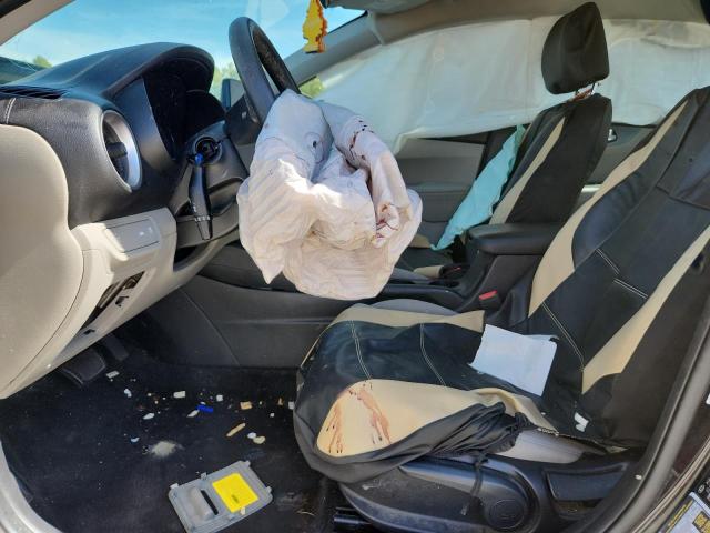 3KPF24ADXME332604 - 2021 KIA FORTE FE BLACK photo 7