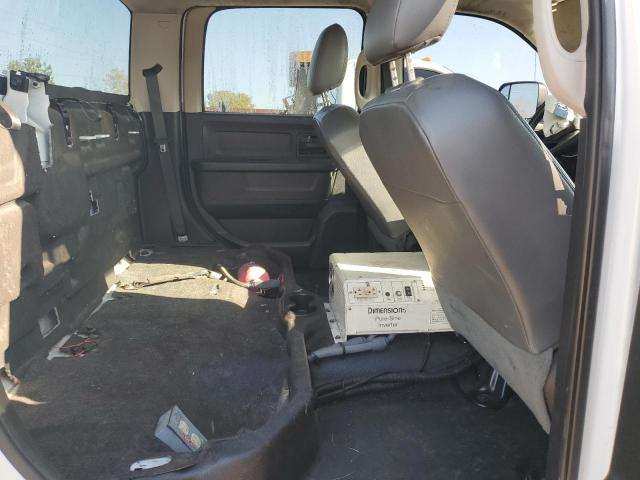 3C7WR9CL2FG707215 - 2015 RAM 3500 Beyaz fotoğraf 10