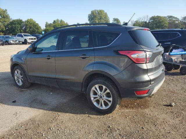 1FMCU9HD9JUC13127 - 2018 FORD ESCAPE SEL 灰色 照片 2