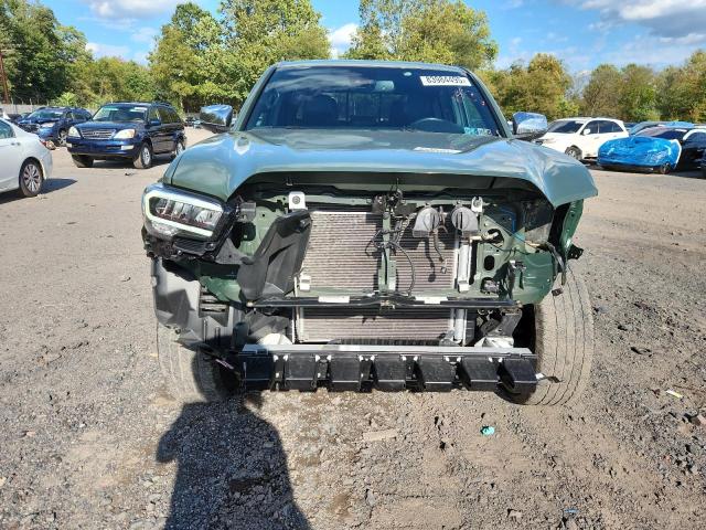 3TMGZ5AN2MM382398 - 2021 TOYOTA TACOMA DOUBLE CAB GREEN photo 5