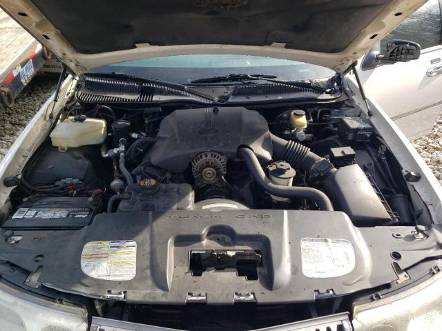 1L1FM81W6XY687266 - 1999 LINCOLN TOWN CAR EXECUTIVE Weiß Foto 11