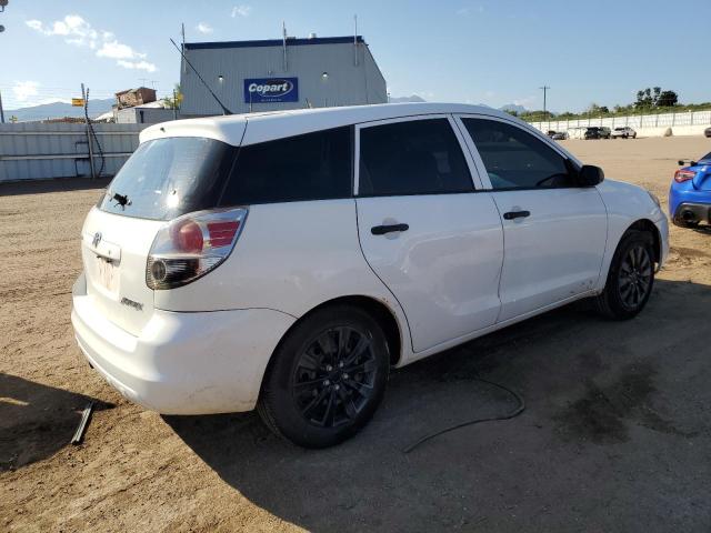 2T1KR32E38C702842 - 2008 TOYOTA COROLLA MA XR WHITE photo 3