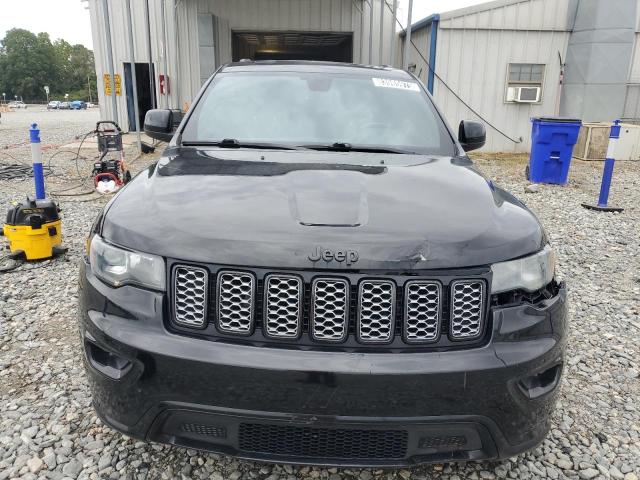 1C4RJFAG1JC387368 - 2018 JEEP GRAND CHER LAREDO Negro foto 5