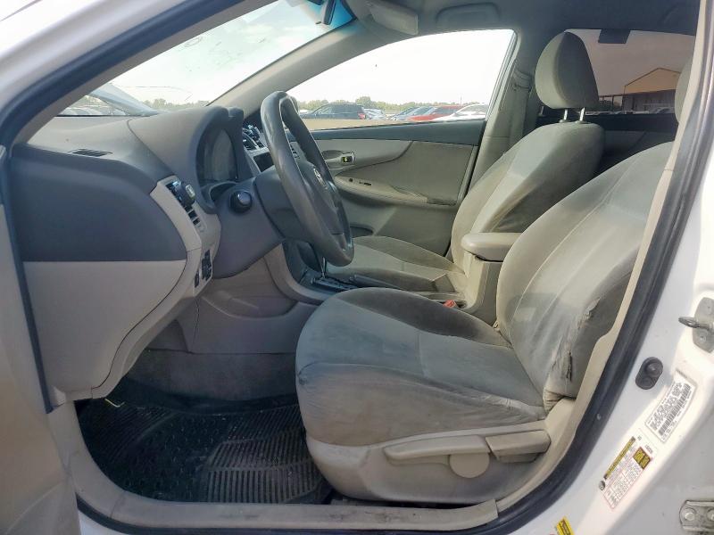 1NXBU40E29Z071461 - 2009 TOYOTA COROLLA BASE Weiß Foto 7