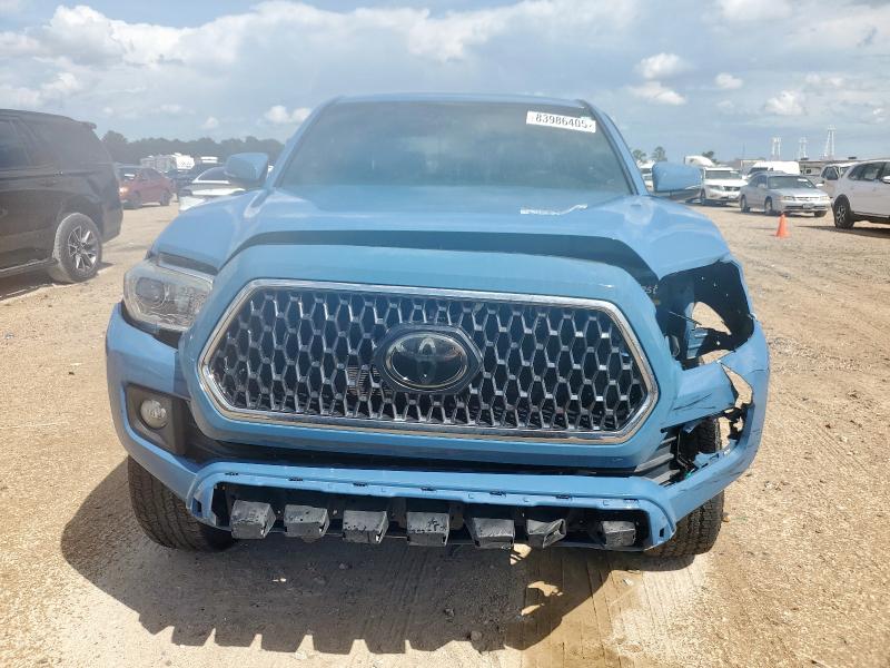 3TMAZ5CN8KM079562 - 2019 TOYOTA TACOMA DOUBLE CAB Көк фото 5