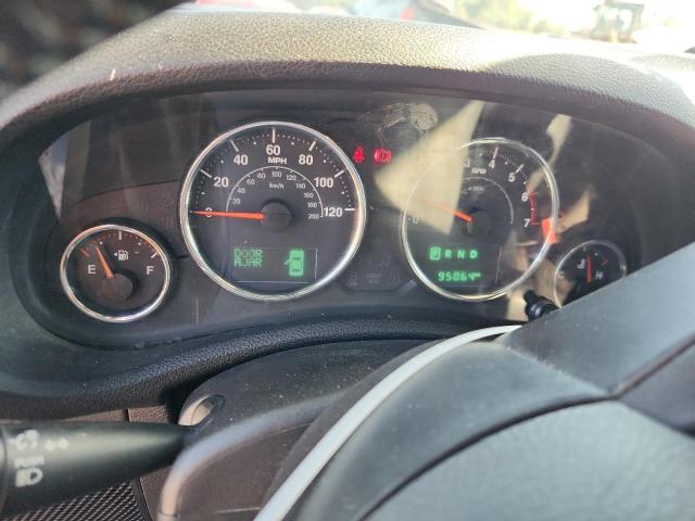 1C4BJWEG9HL567557 - 2017 JEEP WRANGLER U SAHARA 棕色 照片 9