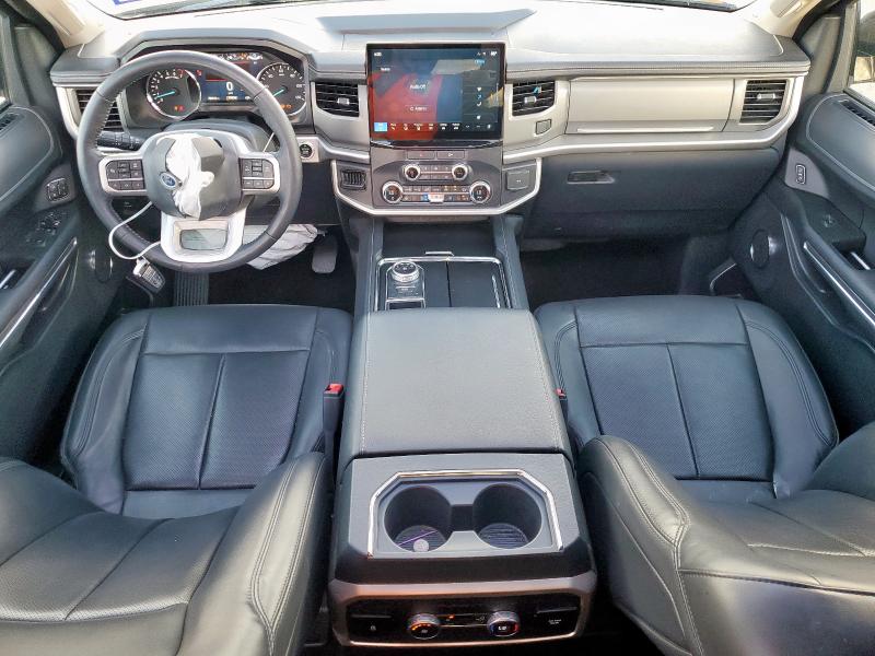 1FMJU1HT6NEA08154 - 2022 FORD EXPEDITION XLT BLACK photo 8