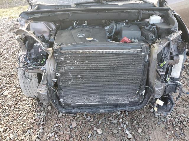 5TDJZRFH1HS457291 - 2017 TOYOTA HIGHLANDER SE BROWN photo 12