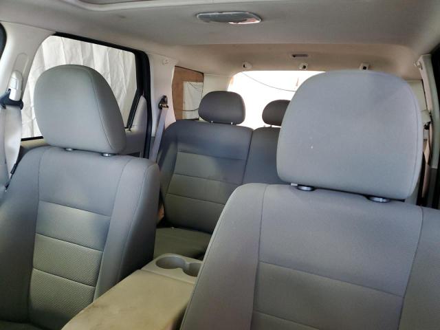 1FMCU93789KC66653 - 2009 FORD ESCAPE XLT WHITE photo 10