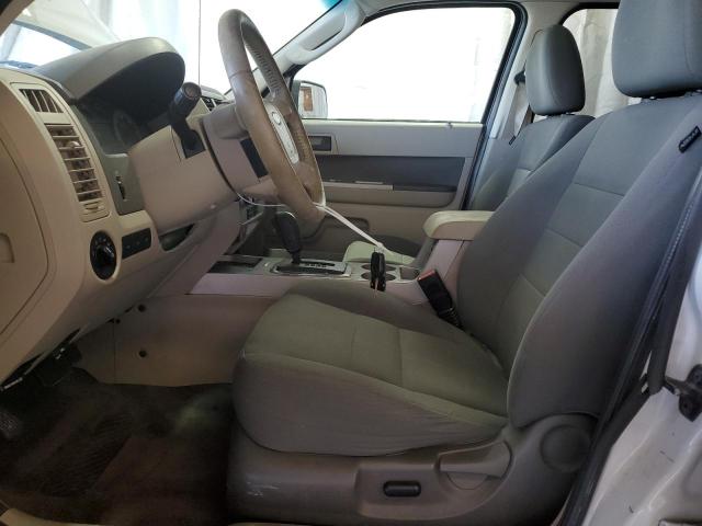 1FMCU93789KC66653 - 2009 FORD ESCAPE XLT WHITE photo 7