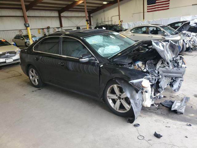 1VWBP7A34DC102974 - 2013 VOLKSWAGEN PASSAT SE შავი ფოტო 4