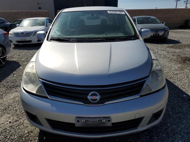 3N1BC1CP9BL407533 - 2011 NISSAN VERSA S SILVER photo 5