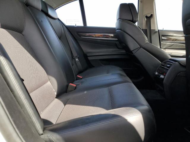 WBAKX6C55CC197178 - 2012 BMW 750 I WHITE photo 10