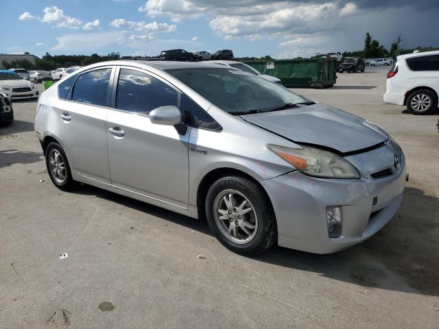 JTDKN3DU7A0172049 - 2010 TOYOTA PRIUS ვერცხლისფერი ფოტო 4