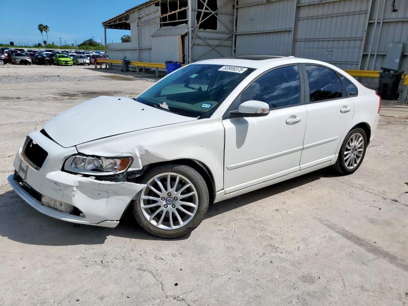 2009 VOLVO S40 2.4I, 
