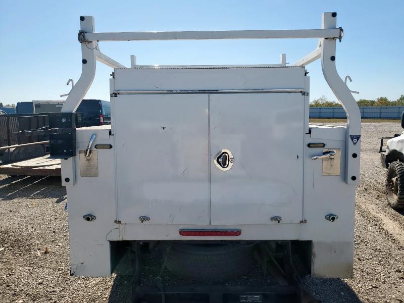 1GB2WLE73PF161730 - 2023 CHEVROLET SILVERADO C2500 HEAVY DUTY WHITE photo 6