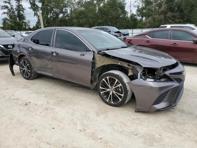 4T1B11HK6JU145292 - 2018 TOYOTA CAMRY L GRAY photo 4