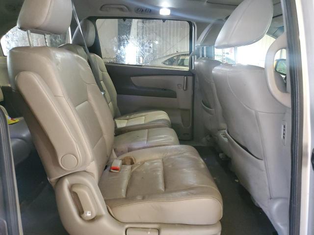 5FNRL5H94CB108688 - 2012 HONDA ODYSSEY TOURING SILVER photo 11