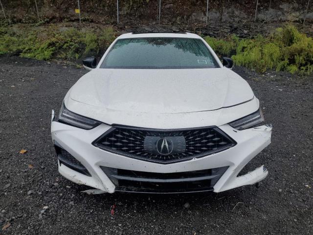 19UUB5F5XMA006062 - 2021 ACURA TLX TECH A WHITE photo 5
